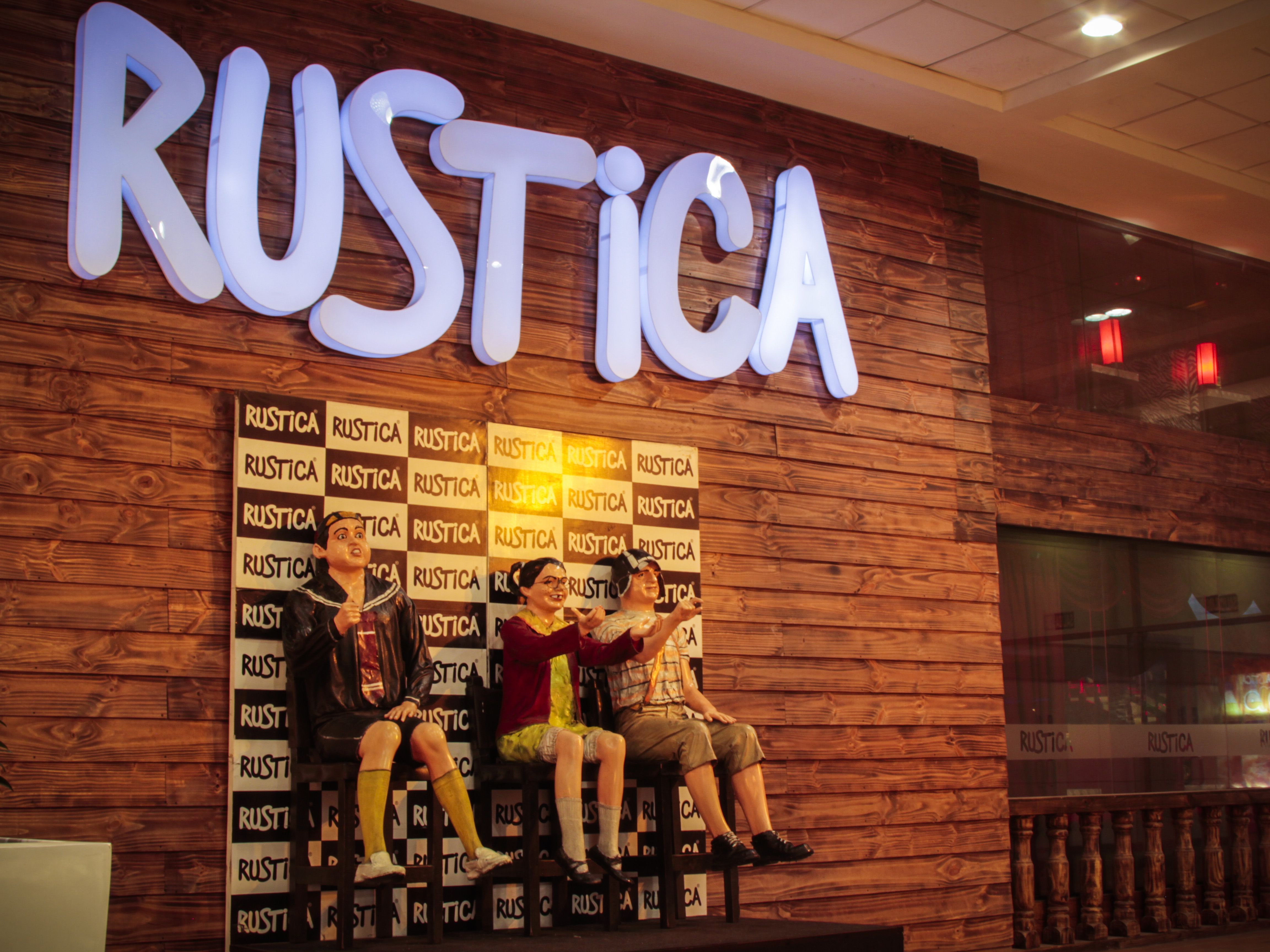 Rustica - Plaza Norte